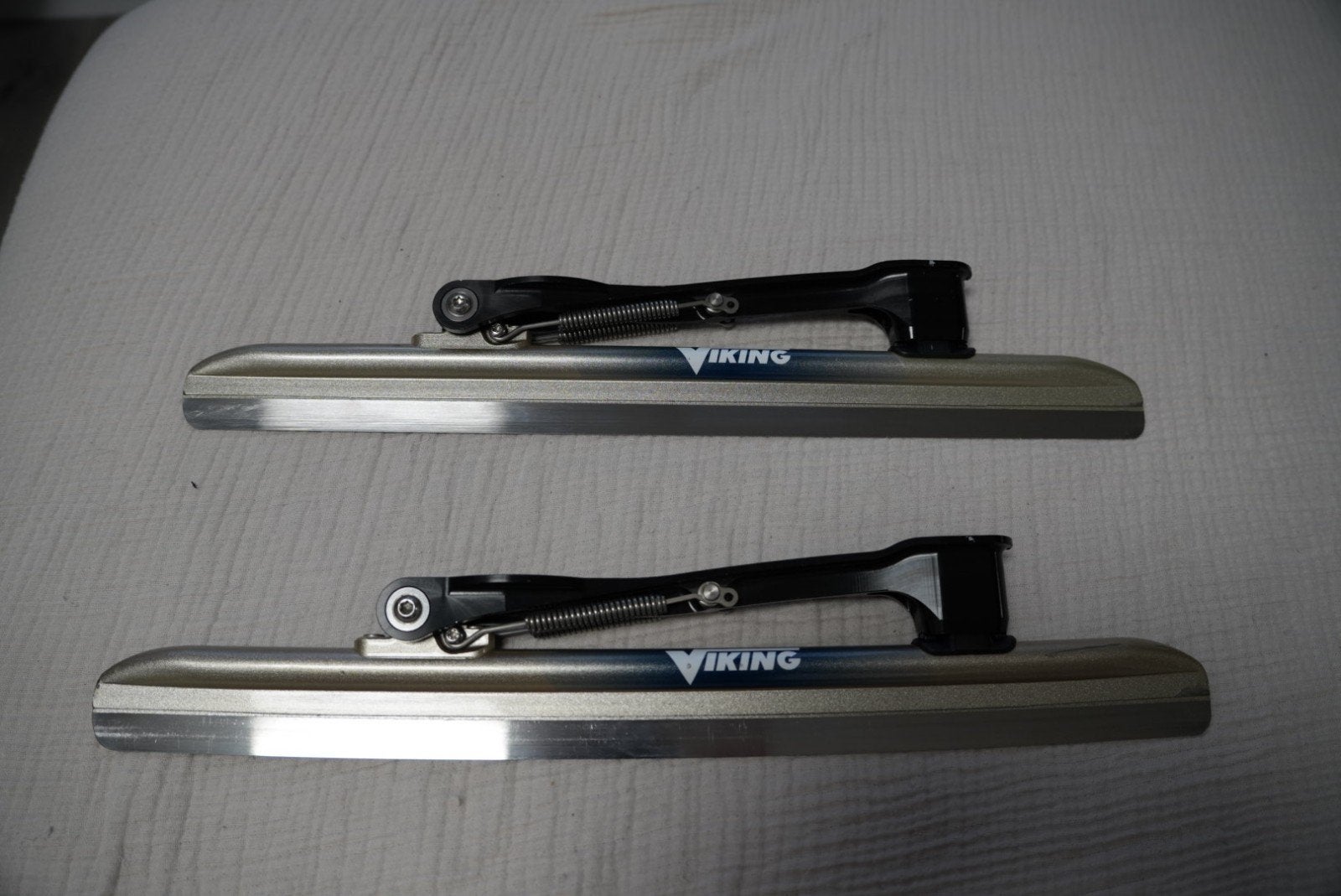 Viking icon 16" maat 38-39 klaponderstel, Sport en Fitness, Schaatsen, Ophalen of Verzenden, Gebruikt, Noren, Viking