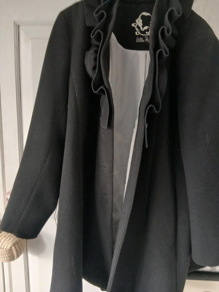 Aparte dames jas, Kleding | Dames, Schoenen, Zwart, Ophalen of Verzenden, Sneakers of Gympen, Zo goed als nieuw