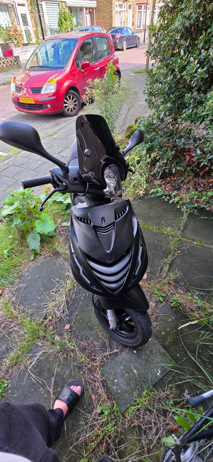 piaggio zip 2024, Fietsen en Brommers, Ophalen, Zip, Zo goed als nieuw, Benzine