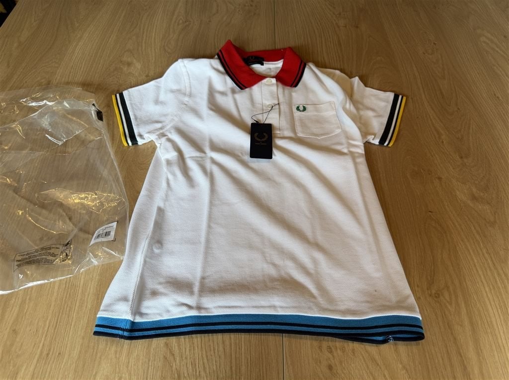 Fred Perry Witte Polo Ribkraag Nieuw Maat 40, Kleding | Heren, Polo's, Ophalen of Verzenden, Zo goed als nieuw, Wit