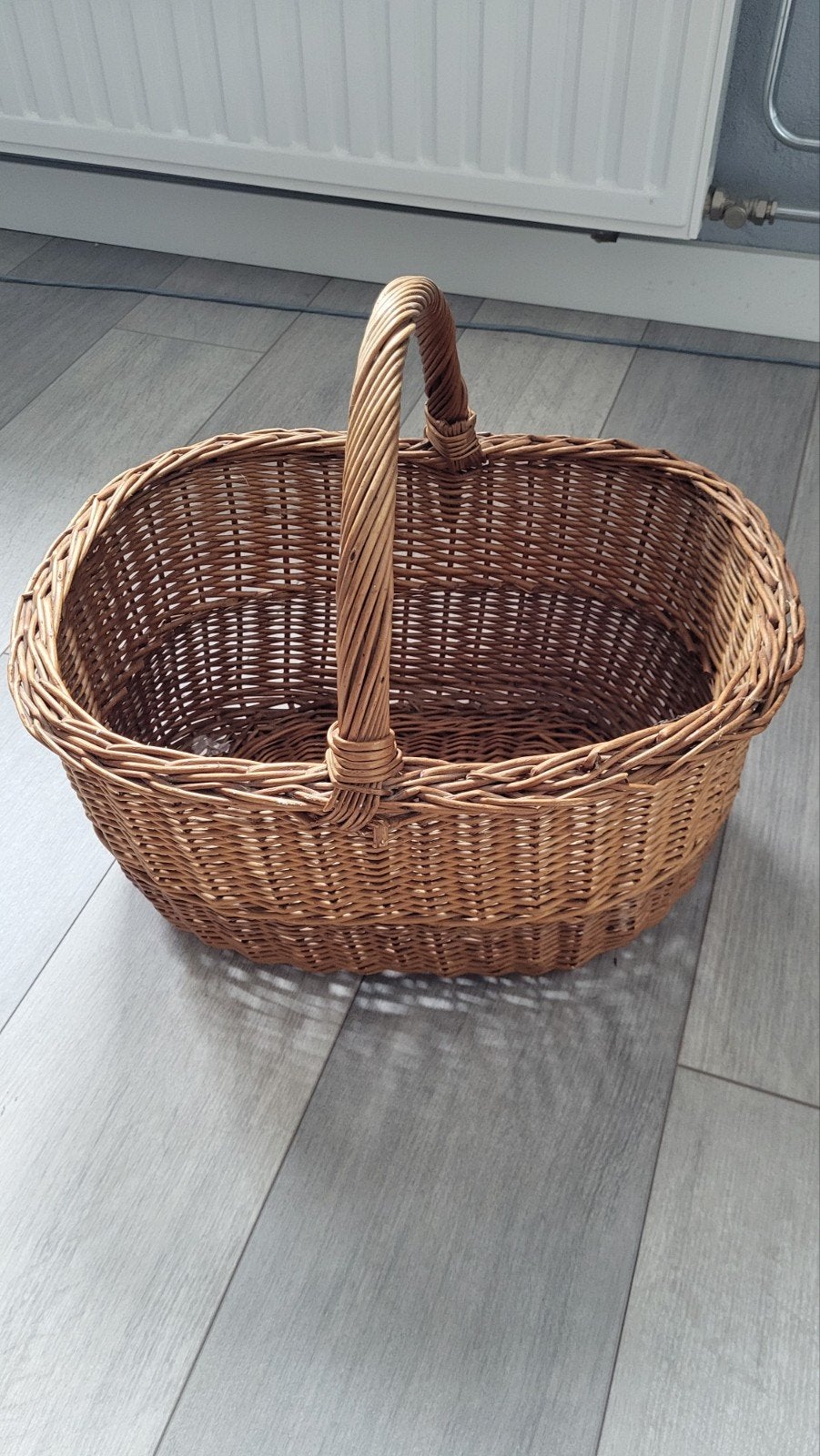Rieten mand, Ophalen, Gebruikt, Gevlochten, Mand