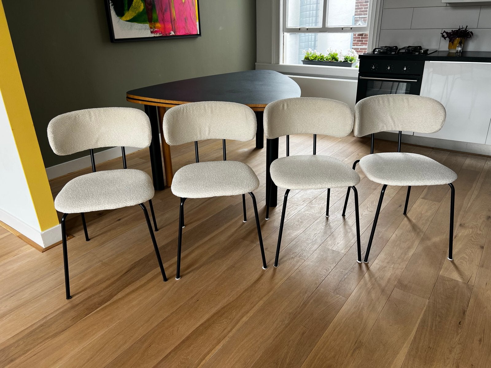 Eetkamerstoelen bouclé gebroken wit - set van 4, Huis en Inrichting, Stoelen, Ophalen, Gebruikt, Wit, Vier