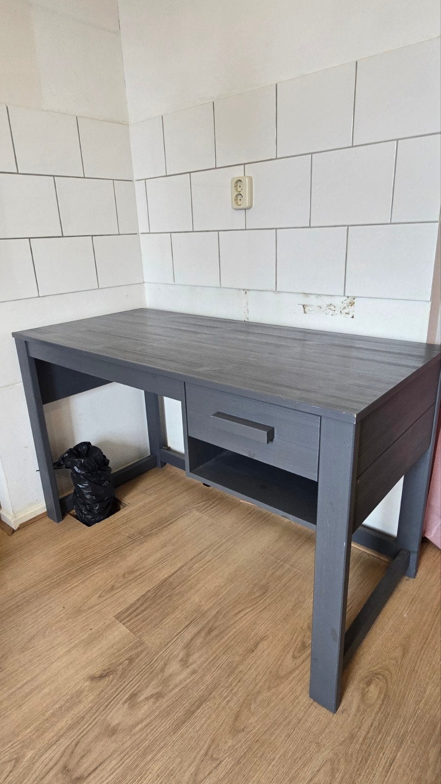 Woood bureau Dennis z.g.a.n., Huis en Inrichting, Complete inboedels, Ophalen
