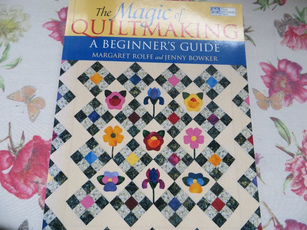 The Magic of Quiltmaking:A Beginner's Guide - Margaret Rolfe, Ophalen of Verzenden, Gelezen, Borduren en Naaien, Margaret Rolfe en Jenny Bowker