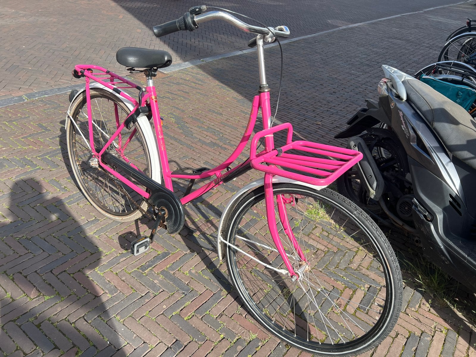 Roze Azor Carolina transportfiets 3 versnellingen, Fietsen en Brommers, Terugtraprem, Gebruikt, Versnellingen, 50 tot 53 cm