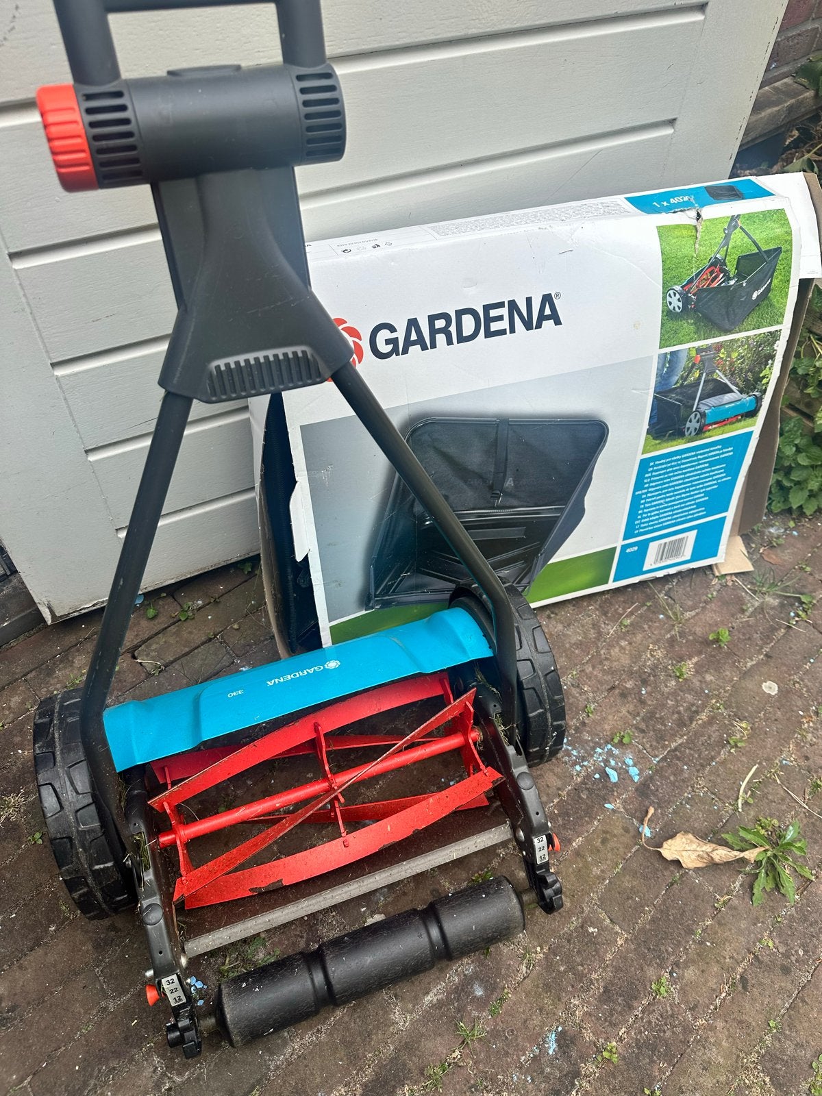 Gardena Handgrasmaaier 330 in zeer goede staat, Ophalen, Handgrasmaaier, Zo goed als nieuw, 30 t/m 39 cm