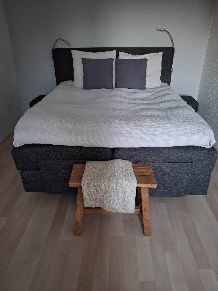 box spring elektrisch verstelbaar hoofd einde en voet einde., Ophalen, Gebruikt, Tweepersoons, 200 cm