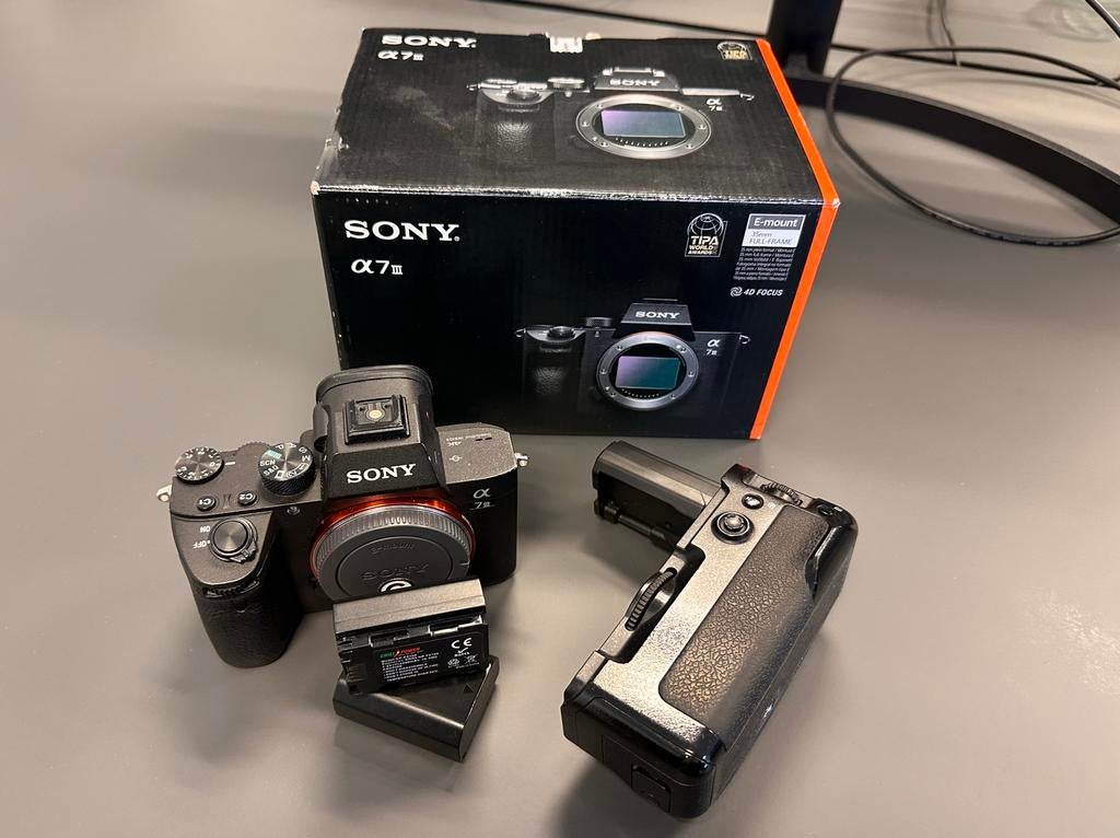 Sony A7 iii FULL-Frame met batterygrip, Gebruikt, Ophalen of Verzenden, Sony, 24 Megapixel
