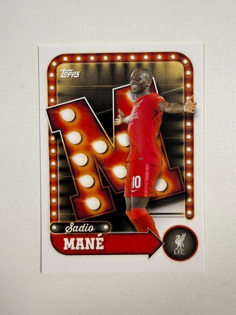 30 Sadio Mane Collector Tin Liverpool 2025-26, Ophalen of Verzenden, Nieuw, Buitenlandse clubs, Poster, Plaatje of Sticker
