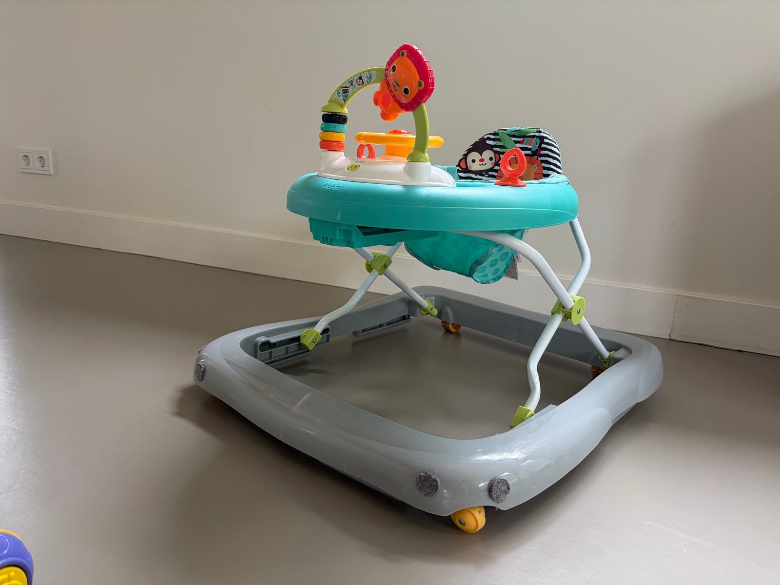 Baby loopstoel met Speelgoed, Ophalen, Gebruikt, Overige typen, Met licht
