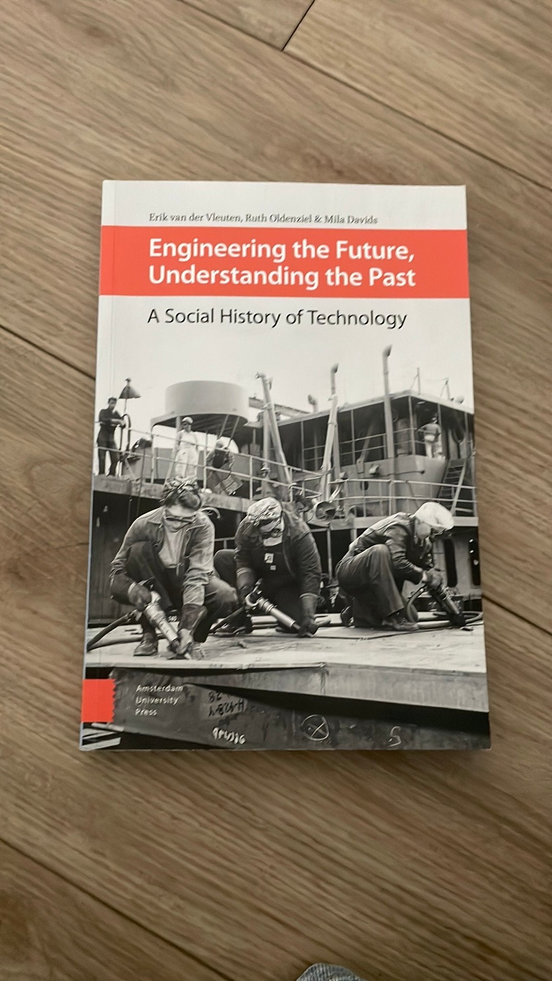 Engineering the future, understanding the past, Ophalen of Verzenden, Beta, Zo goed als nieuw, WO