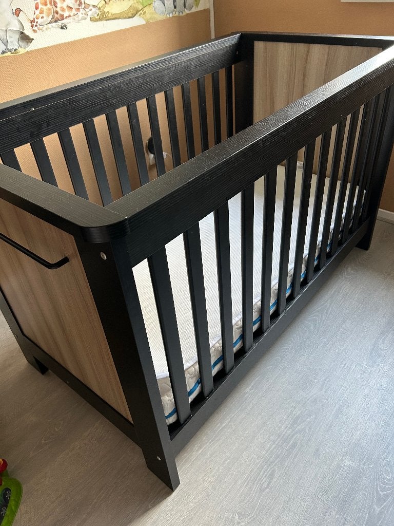 Zo goed als nieuw Cabino Oxford ledikant en commode, Ophalen, 50 tot 70 cm, 100 cm of meer, Zo goed als nieuw