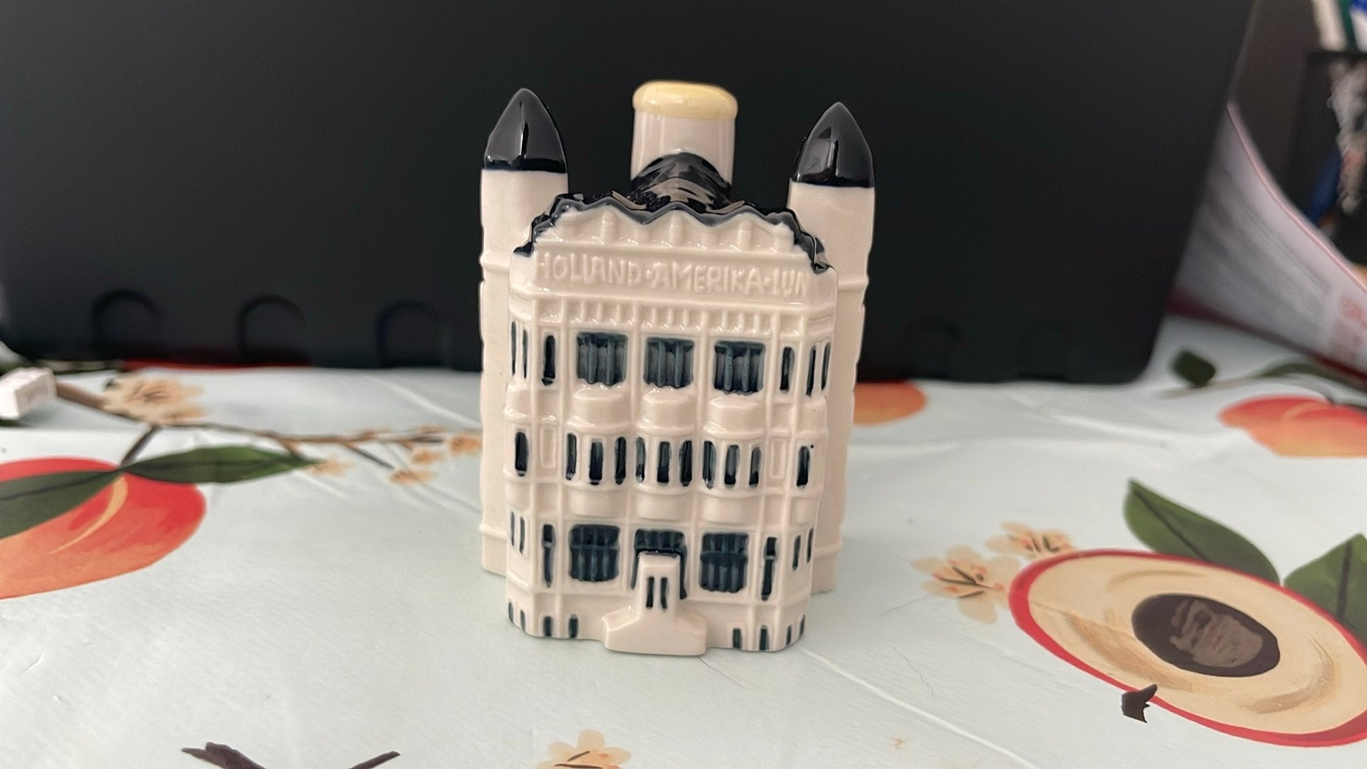 KLM Huisje 97 Holland Amerika Lijn Hotel New York, Ophalen of Verzenden, Zo goed als nieuw