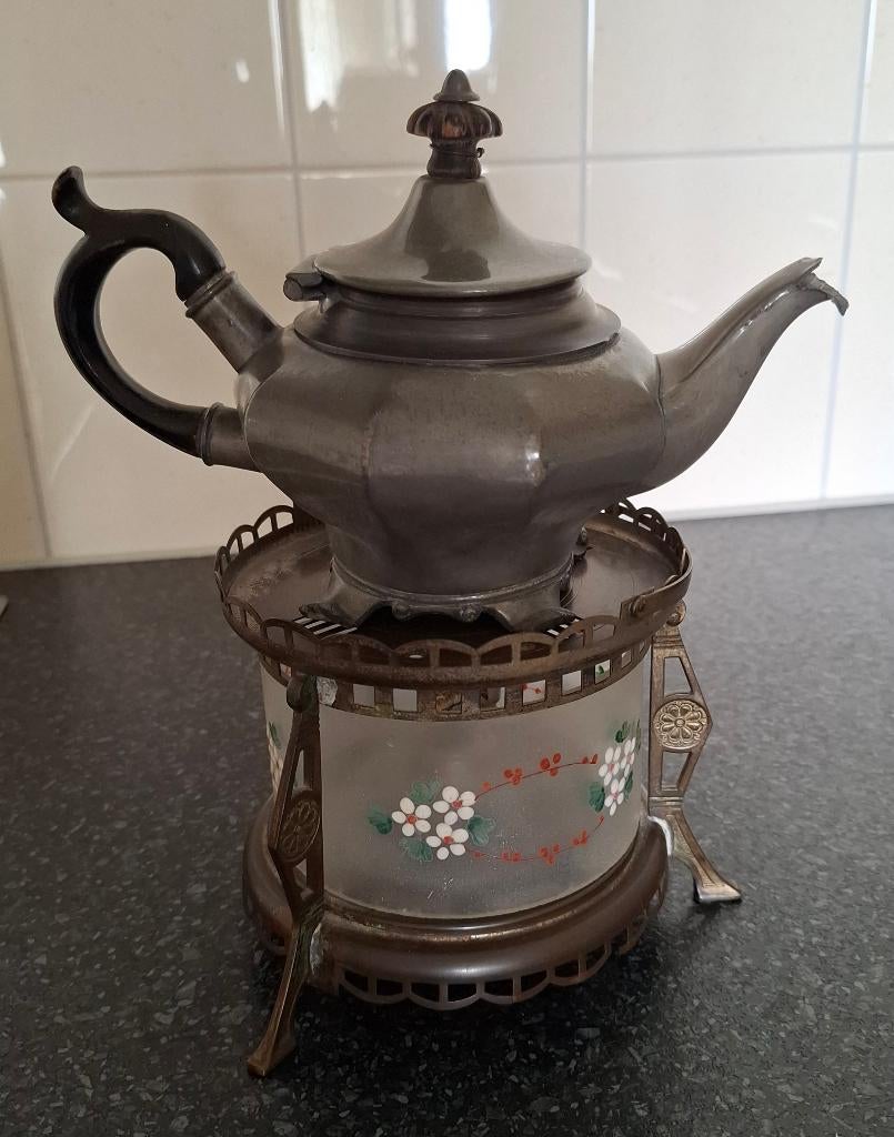 Antieke tinnen theepot met bijpassend theelicht, Ophalen