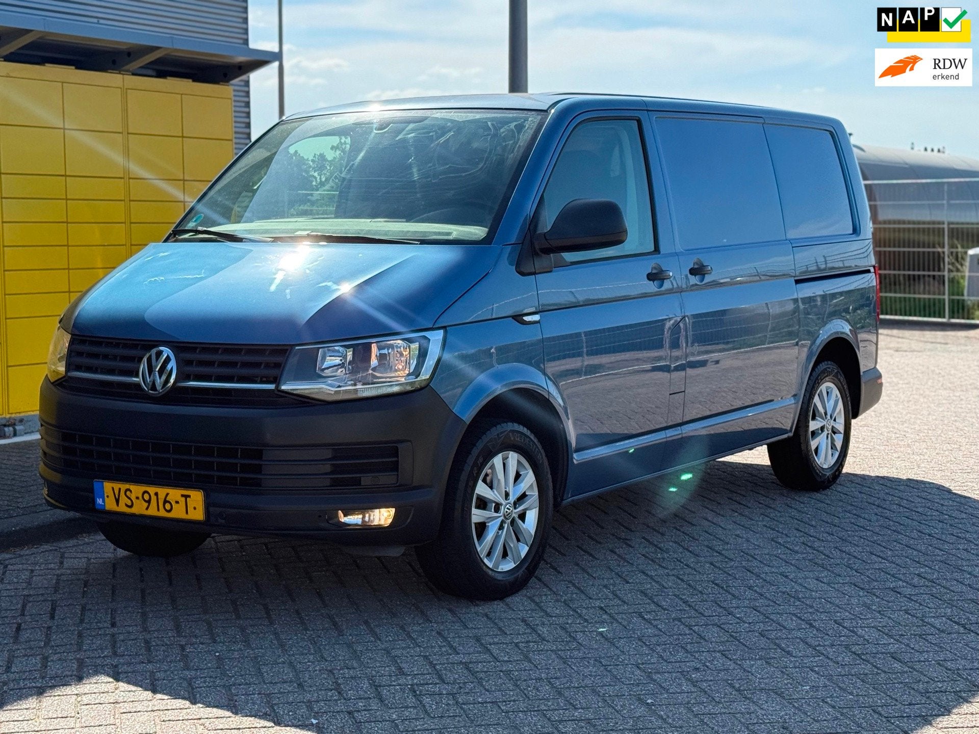 Volkswagen Transporter 2.0 TDI Highline AIRCO Leer Navi Pdc, Voorwielaandrijving, Gebruikt, 4 cilinders, 1790 kg