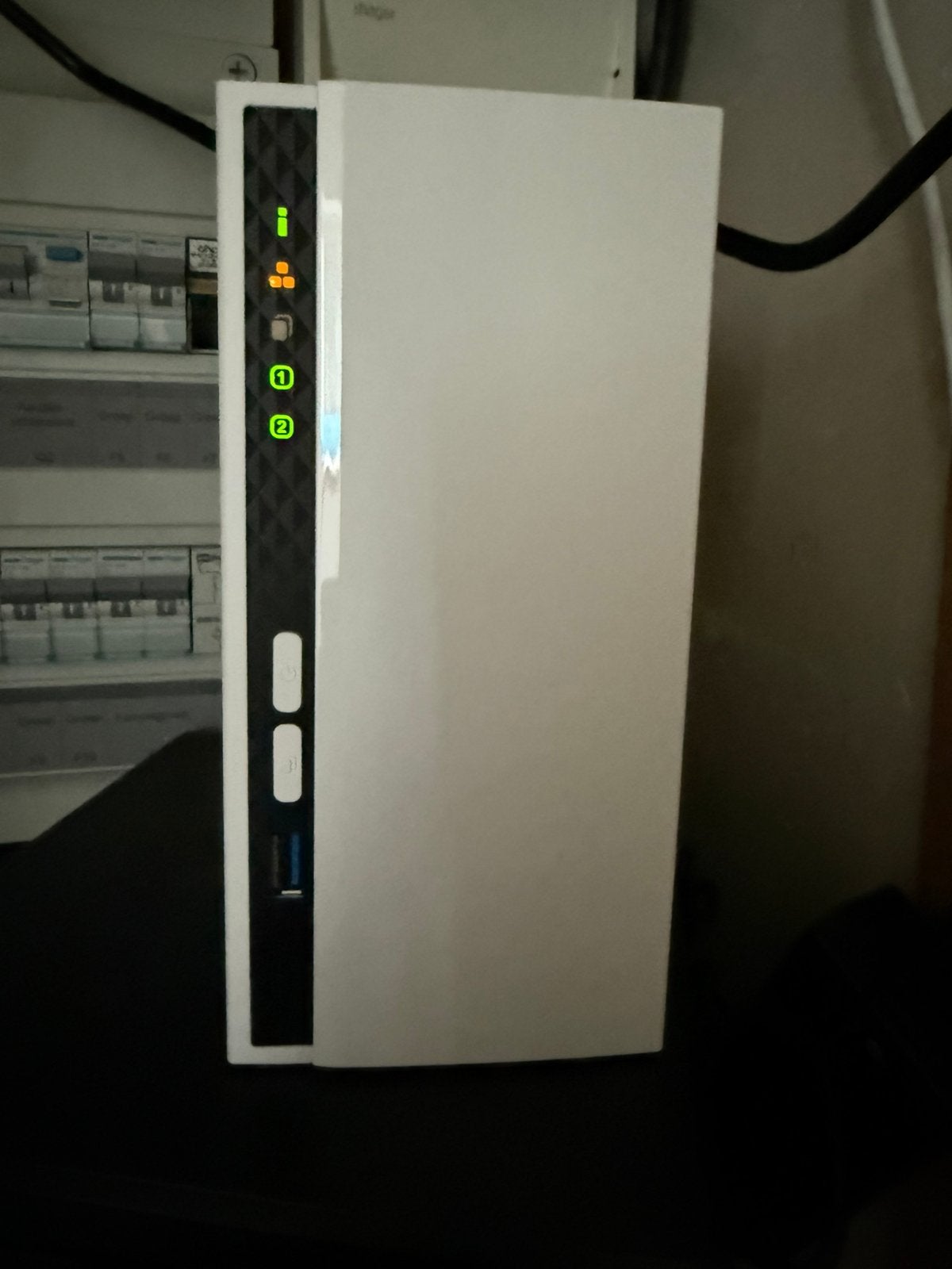 QNAP TS-233 met 2 Seagate IronWolf 6TB schijven met garantie, Ophalen of Verzenden, Zo goed als nieuw
