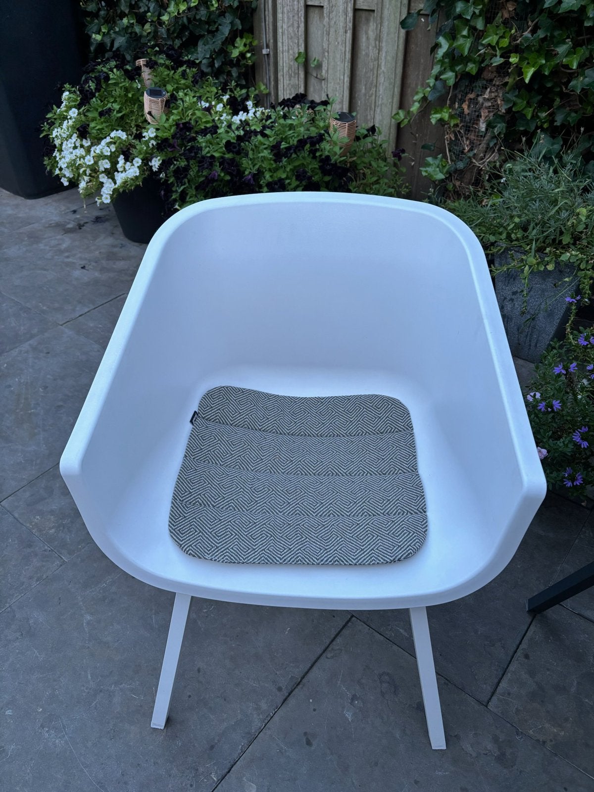 6 Leuke kuipstoelen 4 grijs & 2 wit Hartman, Ophalen, Gebruikt, Kunststof