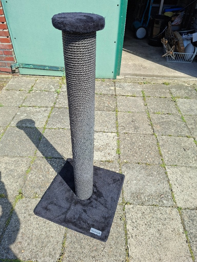krabpaal voor kat, Ophalen, Zo goed als nieuw, Krabpaal