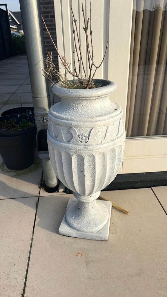 Pot op voet barok 3 x, Tuin en Terras, Ophalen, Rond