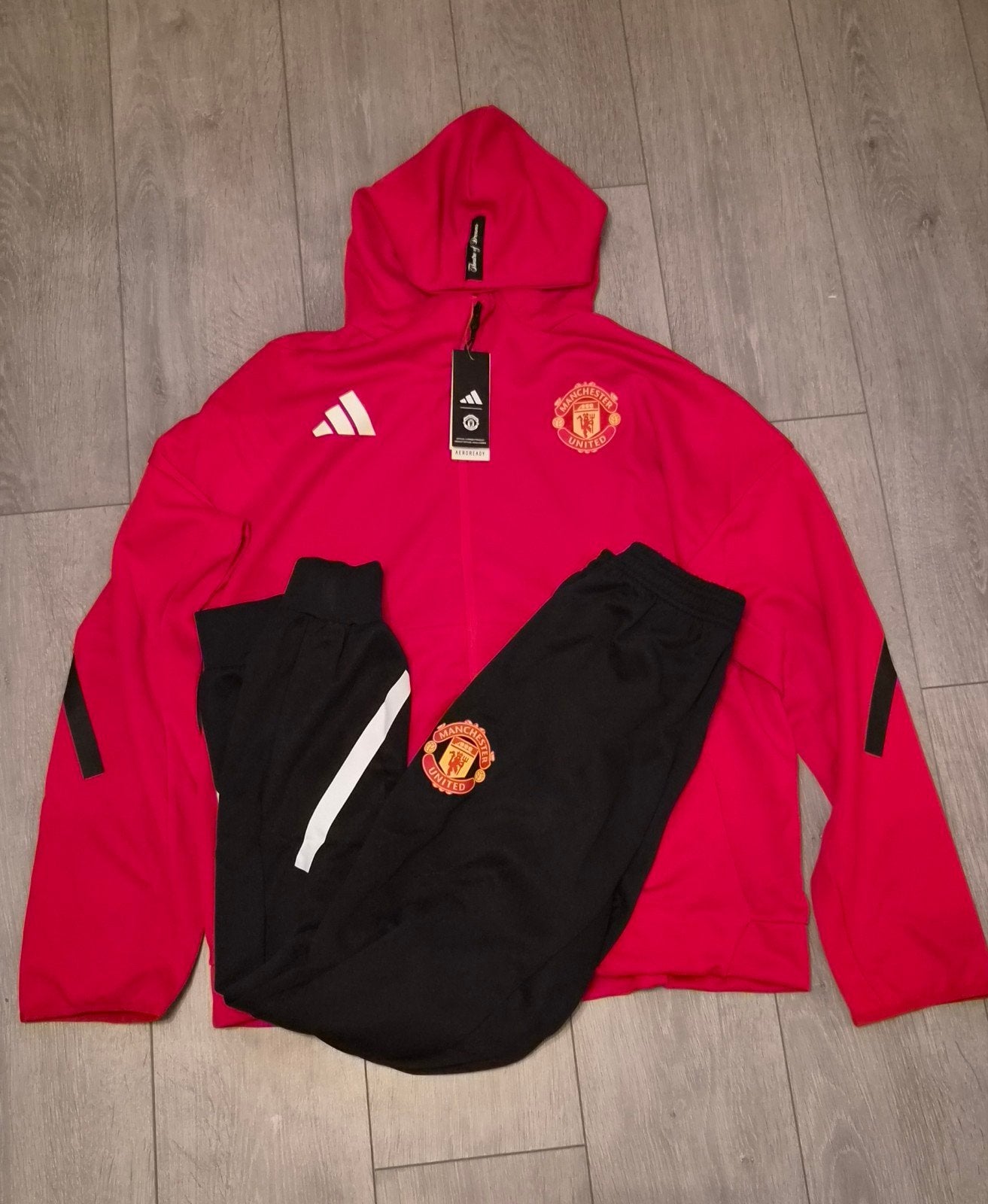 Manchester United adidas trainingspak - Nieuw - Maat XL, Ophalen of Verzenden, Nieuw