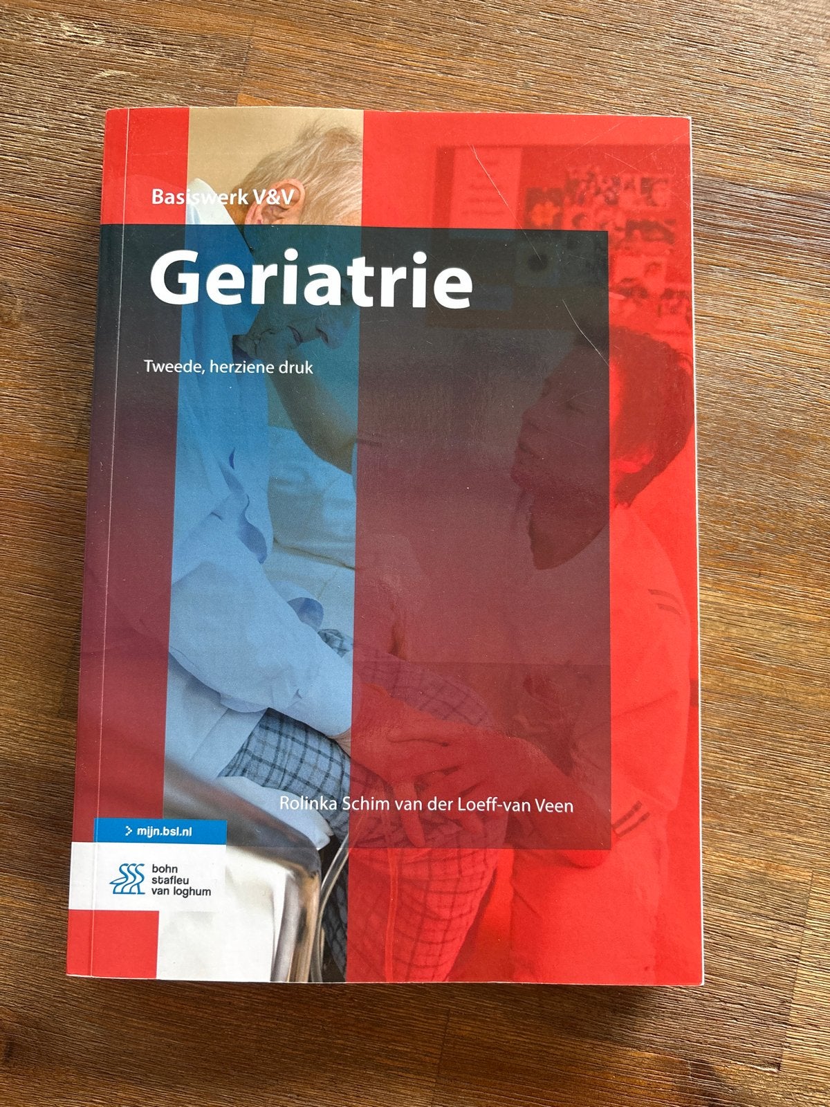 Geriatrie - Tweede, herziene druk (Verpleegkunde HBO/WO), Ophalen of Verzenden, Beta, Zo goed als nieuw, HBO