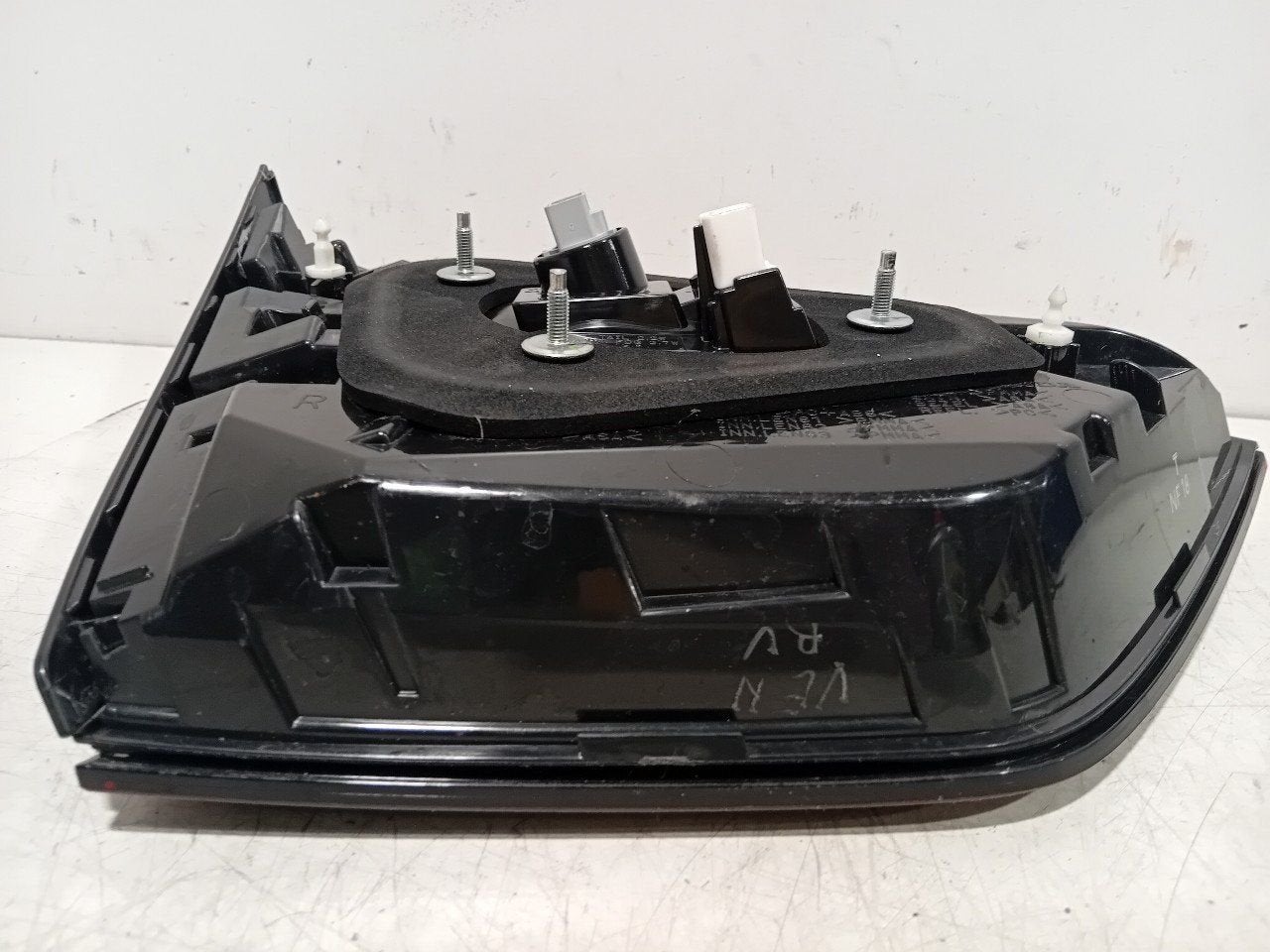 Achterlicht kofferdeksel achterklep rechts Honda Jazz, Onderdelen@venauto.nl, Gebruikt, Ettenseweg 76, 4706 PB Roosendaal, The Netherlands
