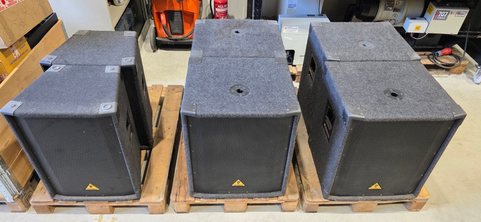 complete set Behringer Eurolive B1520 PA Luidsprekers (4x su, Gebruikt, Speakerset, Ophalen, 150 watt of meer