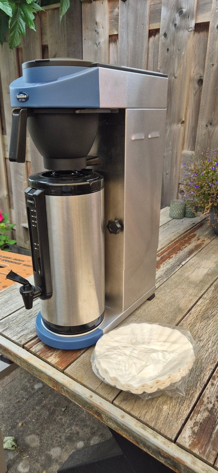 Animo MT100V Koffiemachine - Professioneel en Betrouwbaar, Witgoed en Apparatuur, Koffiezetapparaten, Gebruikt, 10 kopjes of meer