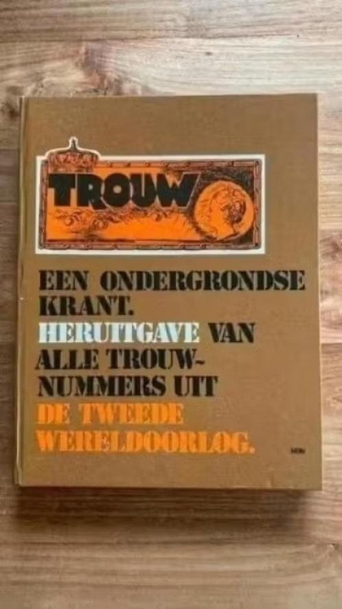 Trouw heruitgave nummers tweede Wereldoorlog. Dick Houwaart, Boeken, Oorlog en Militair, Ophalen of Verzenden, Tweede Wereldoorlog