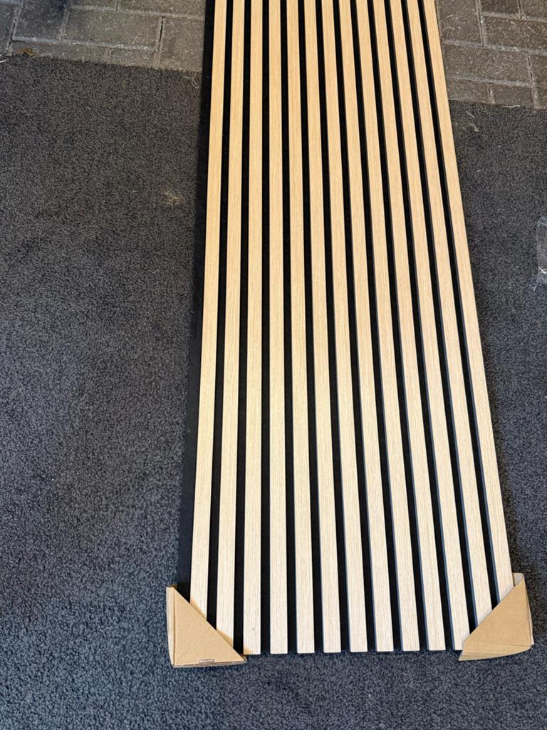 Wandpaneel licht eiken 260x52,6 cm - Karwei (ongebruikt), Huis en Inrichting, Ophalen, Nieuw, Hout, Wandbord of Wandpaneel
