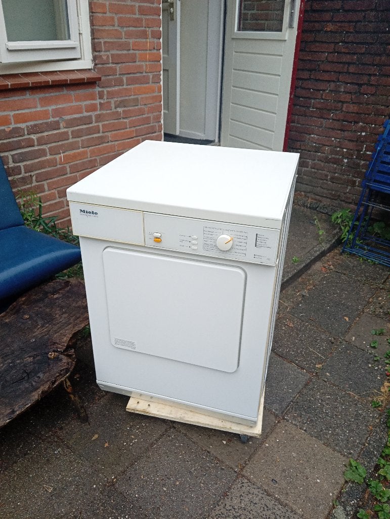 Wasdroger gas Meile, Witgoed en Apparatuur, Wasdrogers, Ophalen, Luchtafvoer, 8 tot 10 kg, Zo goed als nieuw