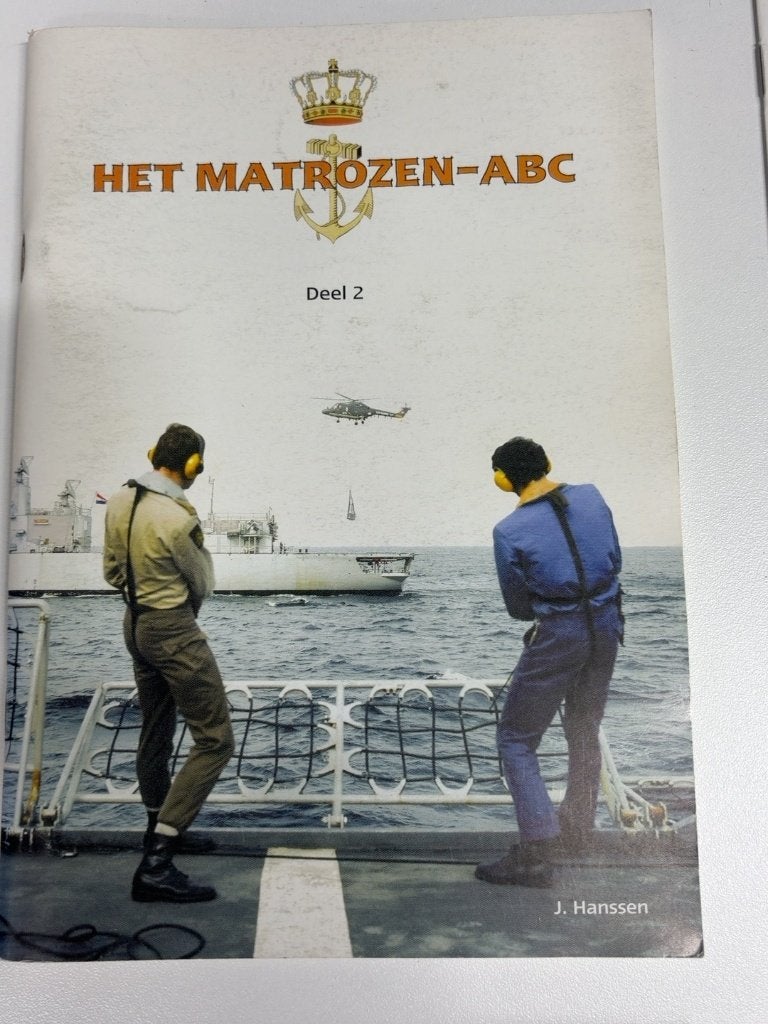 Boeken & uitgaven Koninklijke Marine – historische collectie, Ophalen of Verzenden, Gelezen, Geschiedenis en Politiek