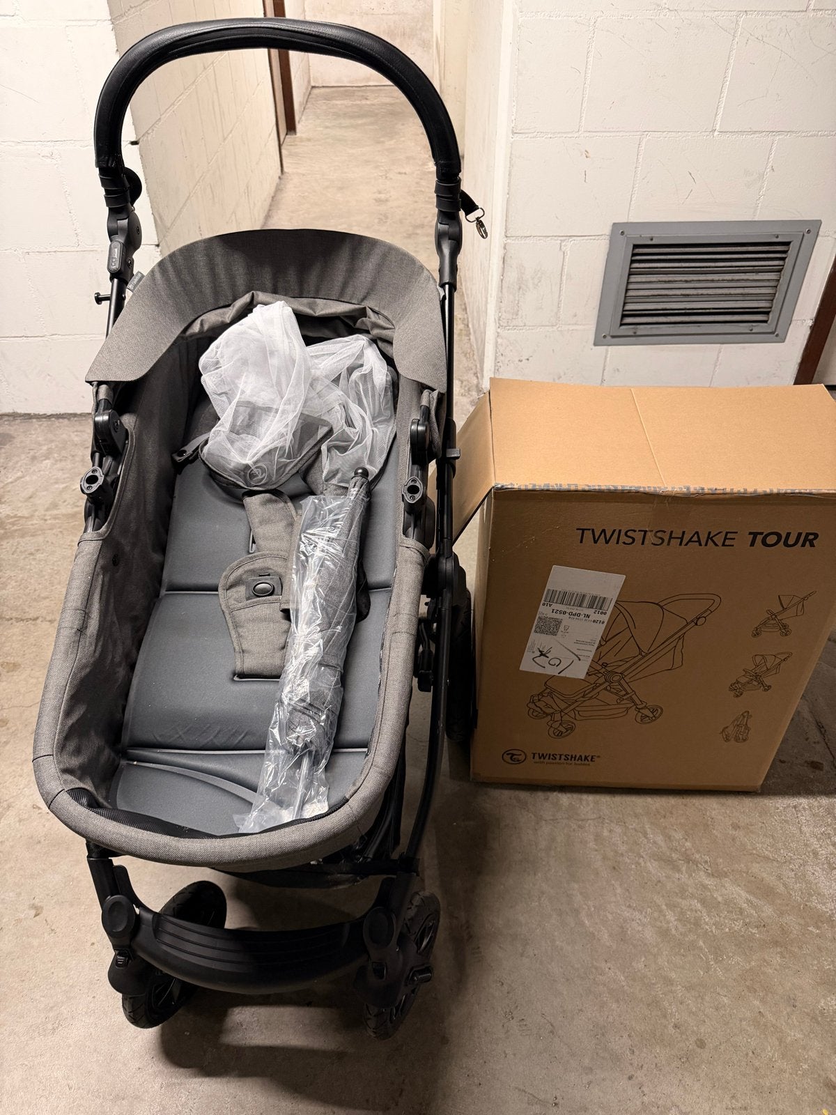 Twistshake Tour Lichtgewicht Buggy met Verstelbare Rugleunin, Ophalen, Zo goed als nieuw, Overige merken, Regenhoes