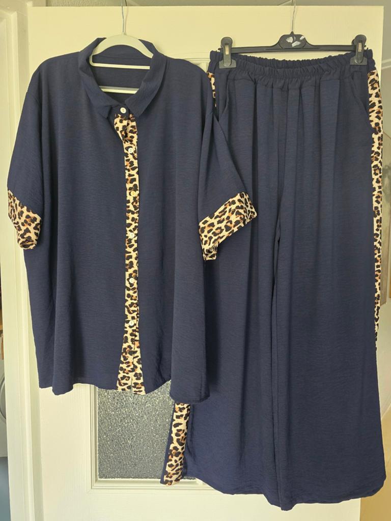 Nieuw 2delig pak donkerblauw panter 42 44 46, Ophalen of Verzenden, Nieuw, Maat 42/44 (L), Blauw