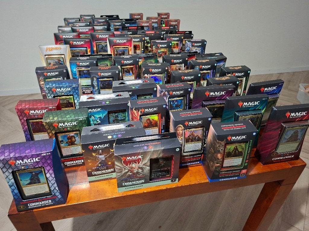 Magic the Gathering commander deck verzameling, Hobby en Vrije tijd, Verzamelkaartspellen | Magic the Gathering, Ophalen of Verzenden