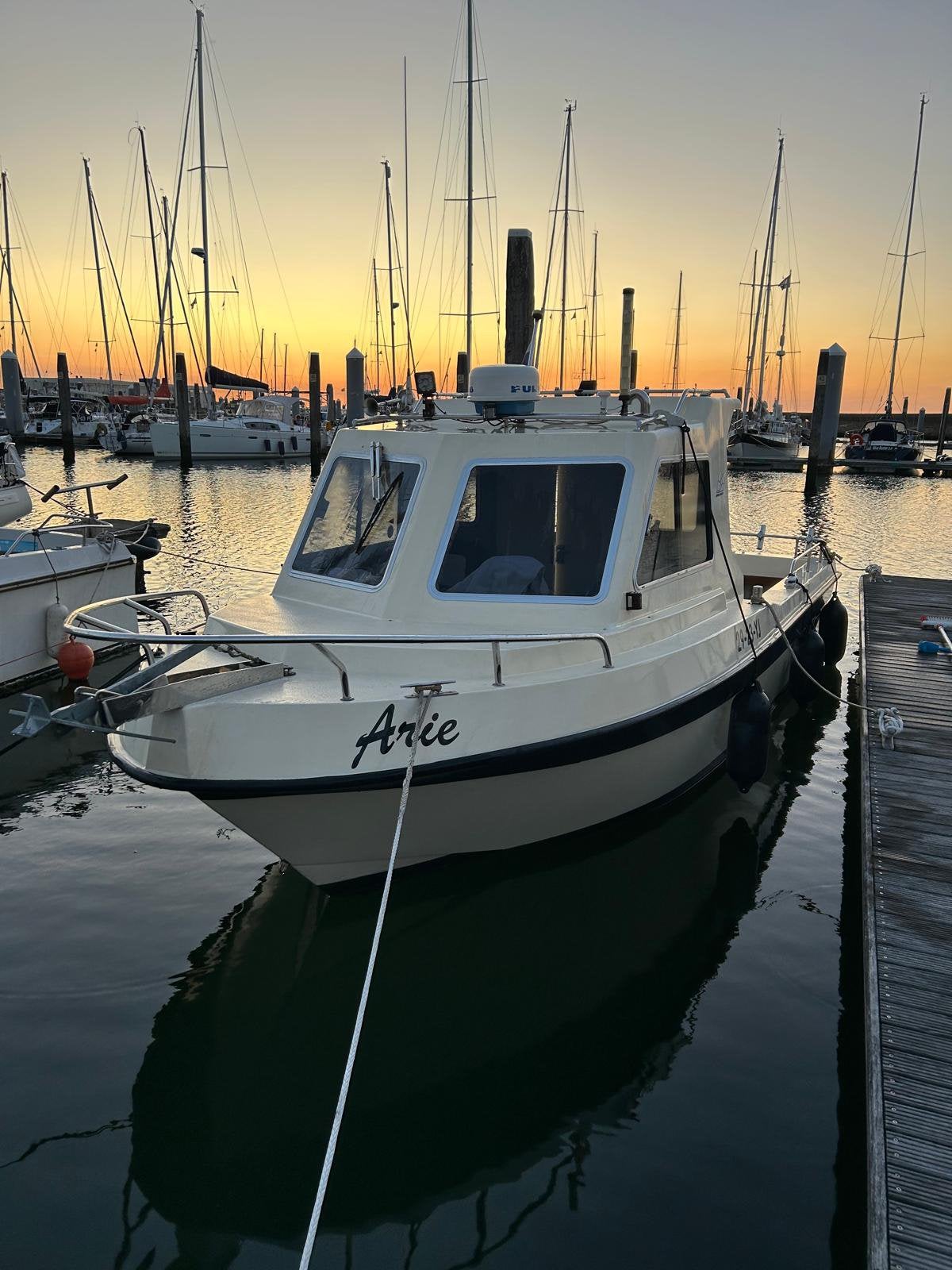 Orka 700 zeewaardig zeevisboot, Ophalen, Zo goed als nieuw, Binnenboordmotor, Navigatie
