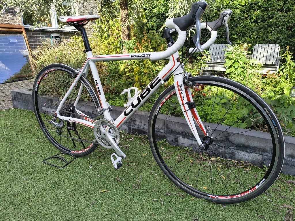 Cube Peloton in zeer nette staat!, 28 inch, Velgrem, Aluminium, Zo goed als nieuw
