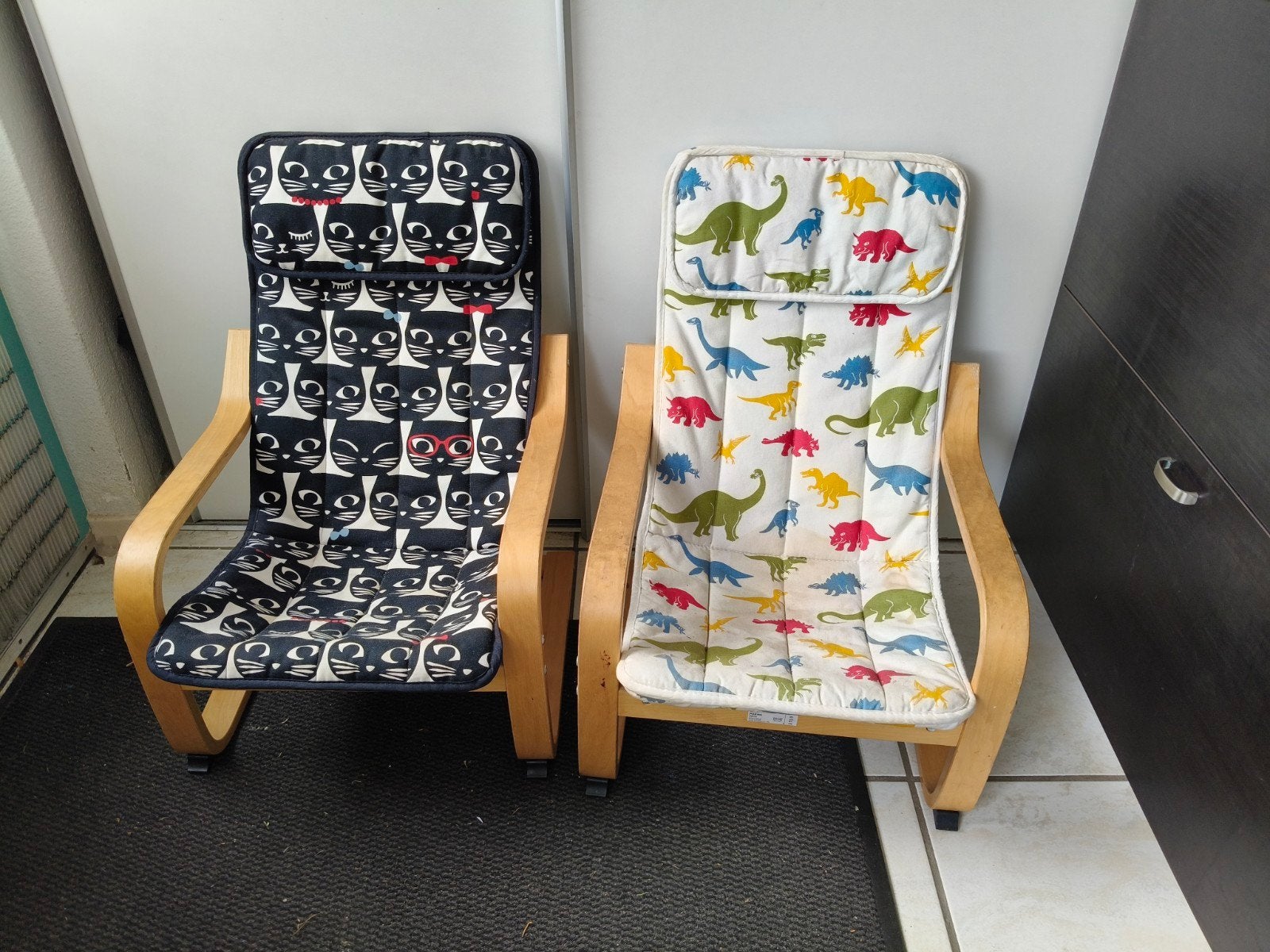 Poang kinderstoel ikea, Kinderen en Baby's, Kinderkamer | Tafels en Stoelen, Ophalen, Stoel(en)
