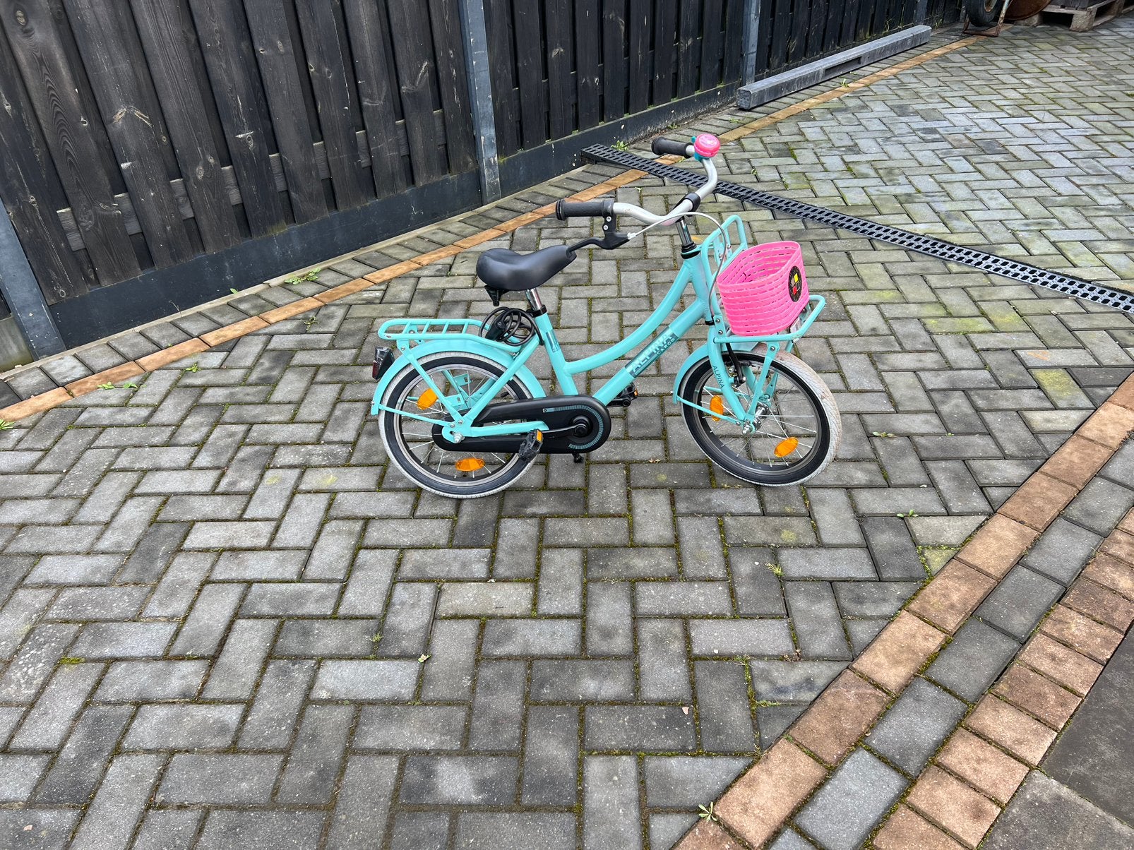 Kinderfiets 16 inch, Ophalen, Zo goed als nieuw