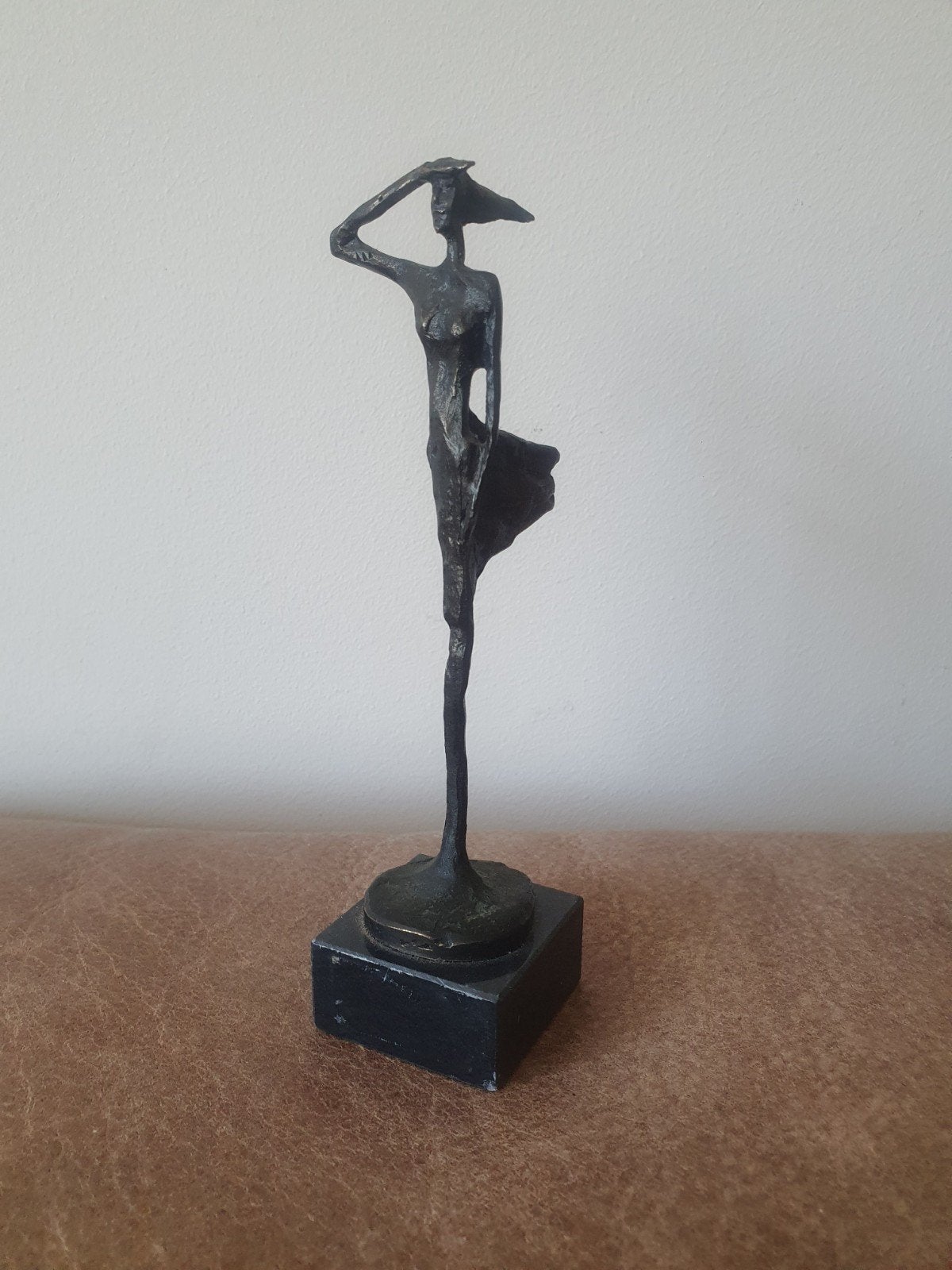 Corry Ammerlaan sculptuur - Visie op de toekomst (Artihove), Ophalen