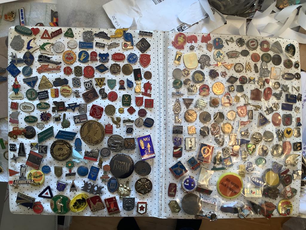 Metalen speldjes 8, Verzamelen, Speldjes, Pins en Buttons, Ophalen of Verzenden, Overige onderwerpen