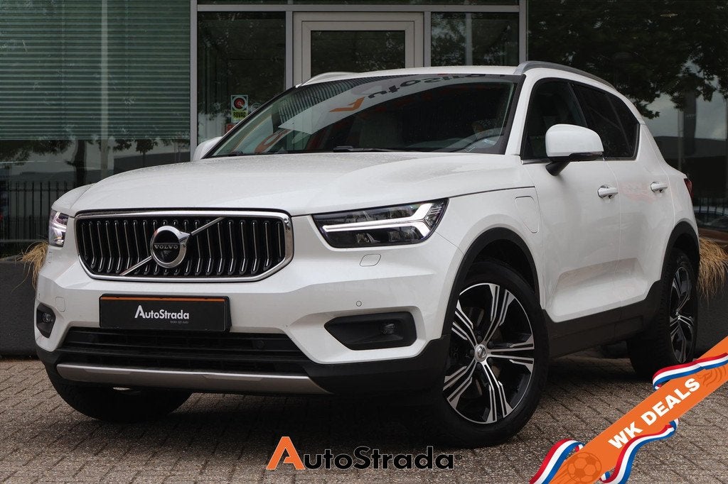 Volvo Xc40 T4 Inscription 211pk SoH 94% | 360 Camera | Stoel, Auto's, Volvo, Navigatiesysteem, 1712 kg, Wit, Leder