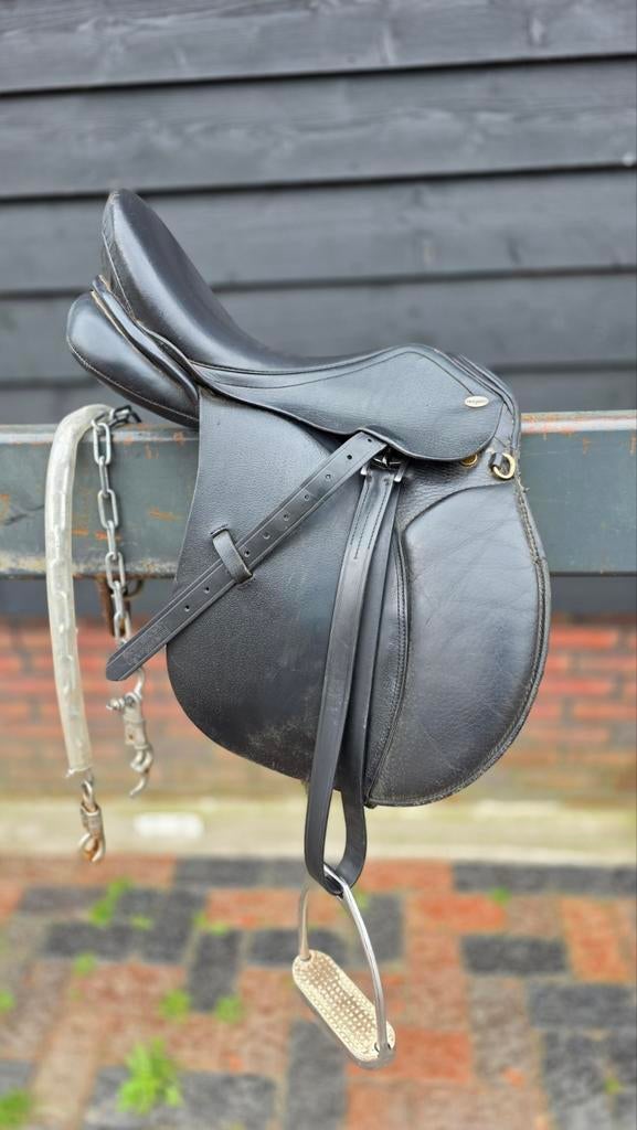 Euroriding opal event zadel zwart 16 inch, Ophalen, Gebruikt, Recreatie