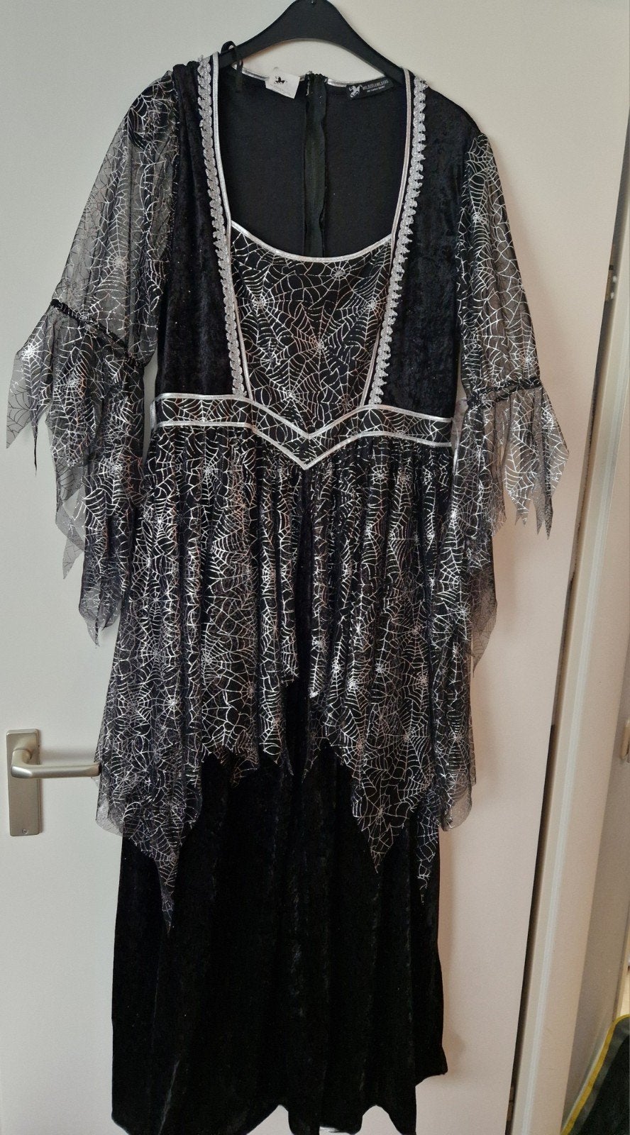 Heksenjurk Wilbers & Wilbers Maat 48 - Spinnenweb Design, Ophalen of Verzenden, Zo goed als nieuw, Maat 46/48 (XL) of groter, Carnaval