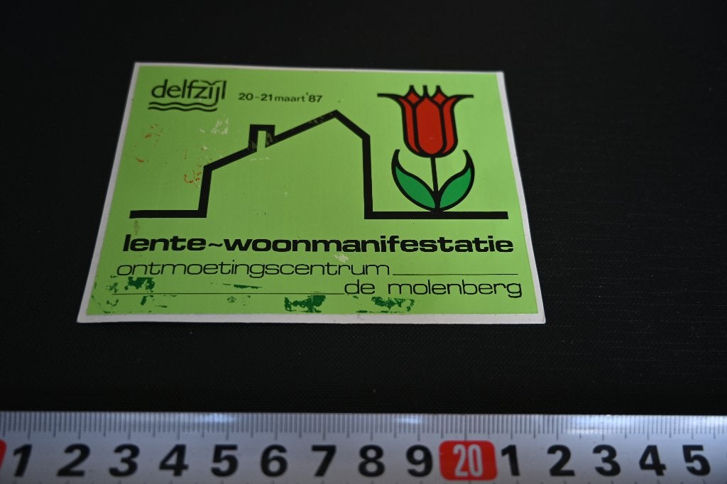sticker delfzijl 1987 lente - woonmanifestatie de molenberg, Ophalen of Verzenden, Zo goed als nieuw