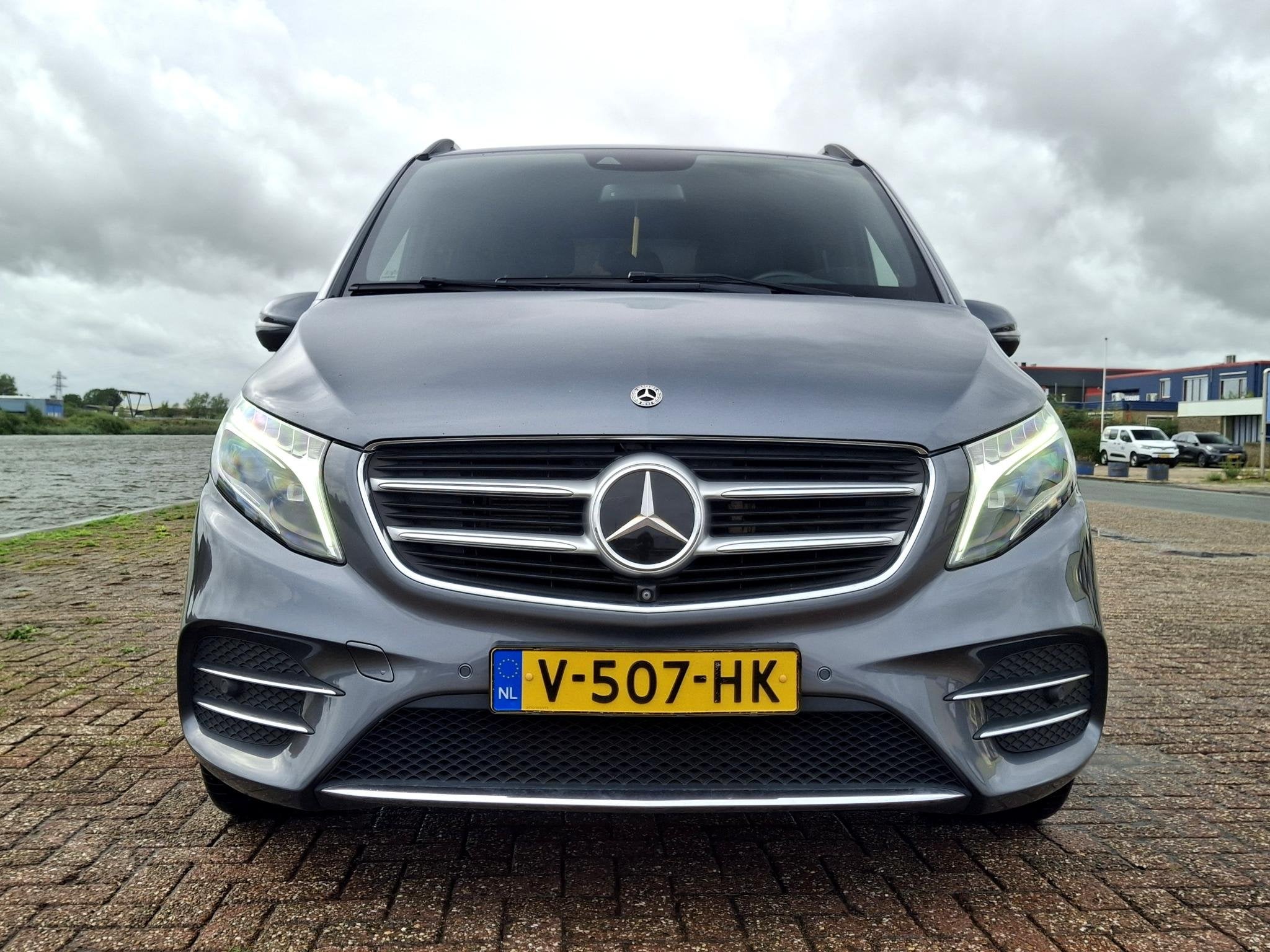 Mercedes-Benz V-klasse 250d 4-MATIC Lang DC AMG | LEDER | 36, Automaat, 15 km/l, Gebruikt, Euro 6