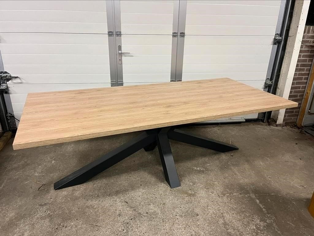 Luxe grote stamtafel Matrix zo goed als nieuw 240x110 cm, Ophalen, Zo goed als nieuw, Hout, Vijf, Zes of meer stoelen