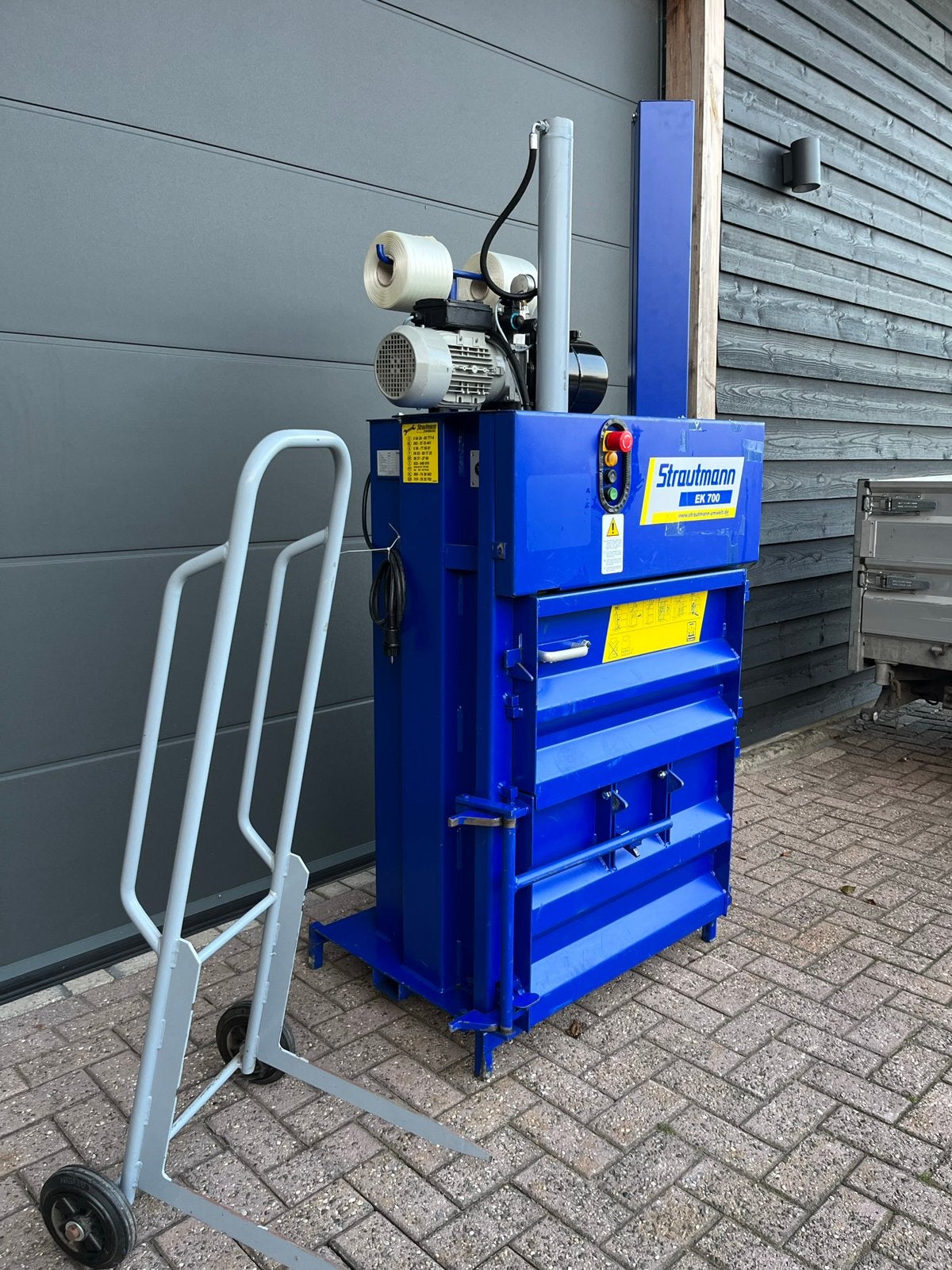 Strautmann EK700 | 230 volt | Papierpers | Balenpers, Ophalen of Verzenden