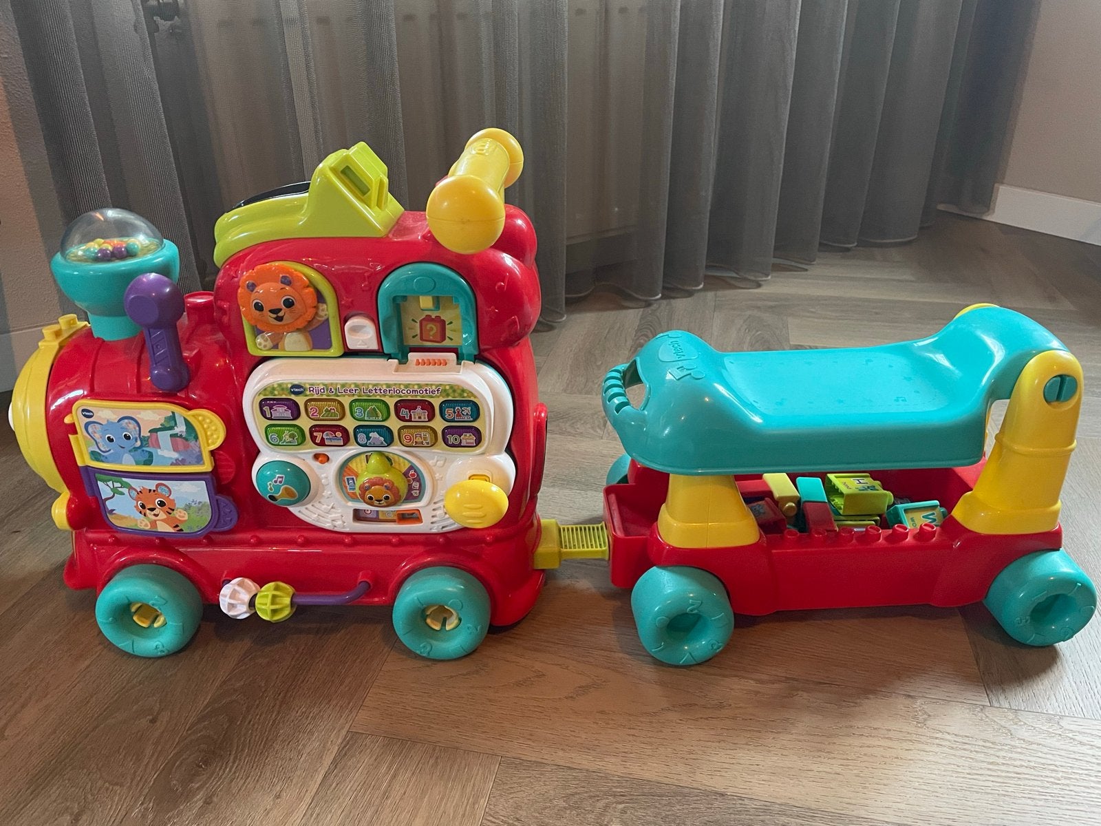VTech Baby Speeltrein 3-in-1 Loopwagen, Ophalen of Verzenden, Zo goed als nieuw, Overige typen, Met licht