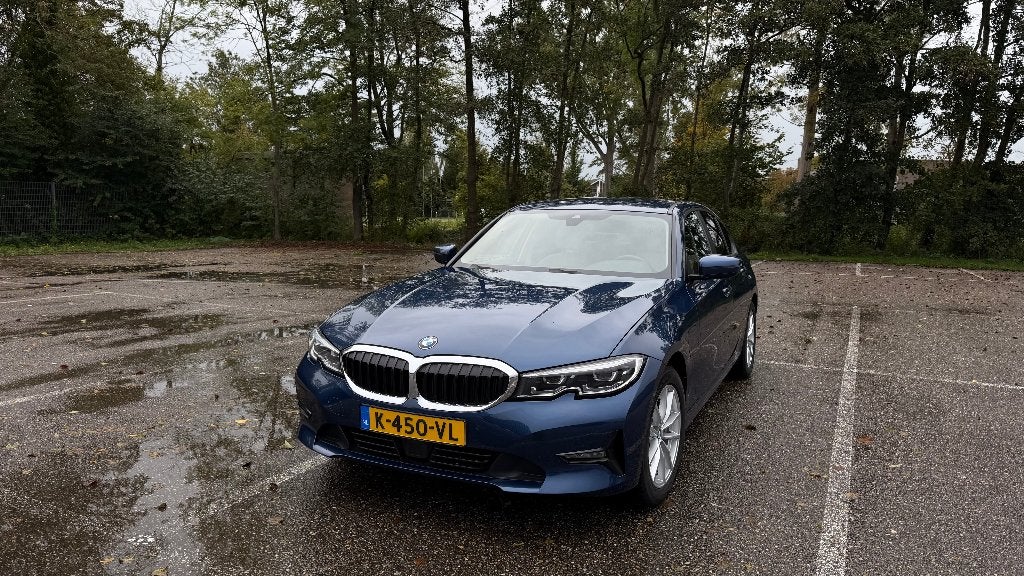 BMW 3-Serie 330e 292pk Aut 2021 Blauw, Auto's, Automaat, Achterwielaandrijving, Beige, 4 cilinders